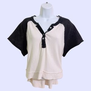Free People We The Free Eyes Closed Button Cropped Contrast Distressed Top Small